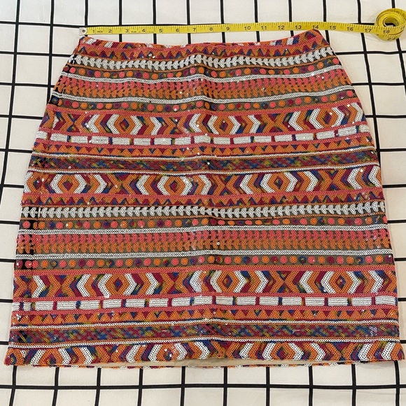 Colorful sequin skirt by Banana Republic. - Picture 1 of 7